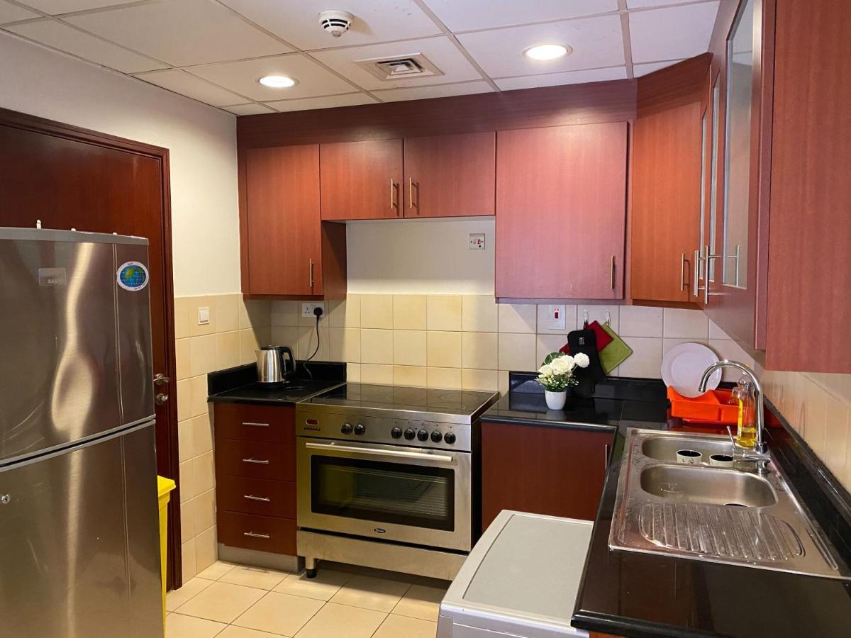 Lunar Hostel Plus Dubai Luaran gambar
