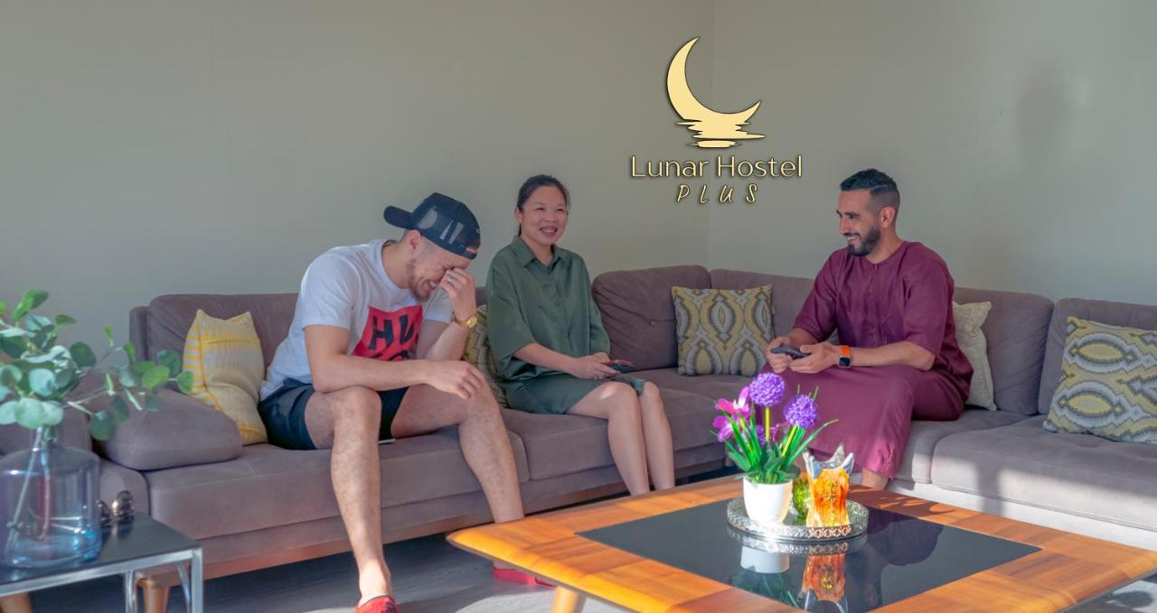 Lunar Hostel Plus Dubai Luaran gambar