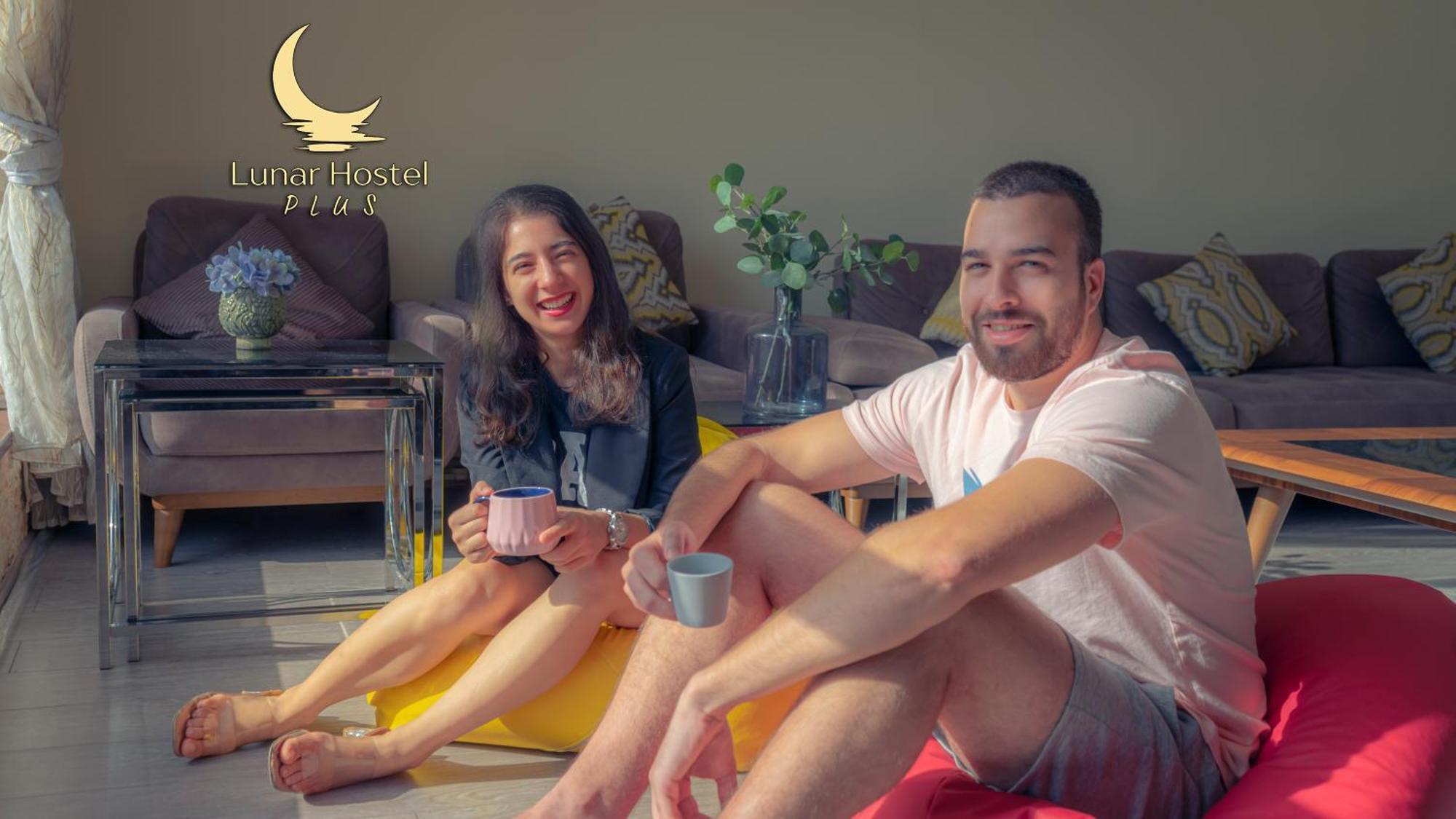 Lunar Hostel Plus Dubai Luaran gambar